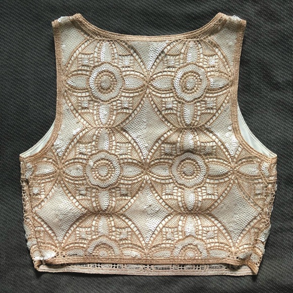 NWT!  Sequin Embellished Crop Top - Picture 2 of 3